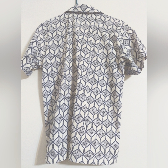 XL women's blue short sleeve button up down graphic geometric pattern print work - Picture 2 of 5